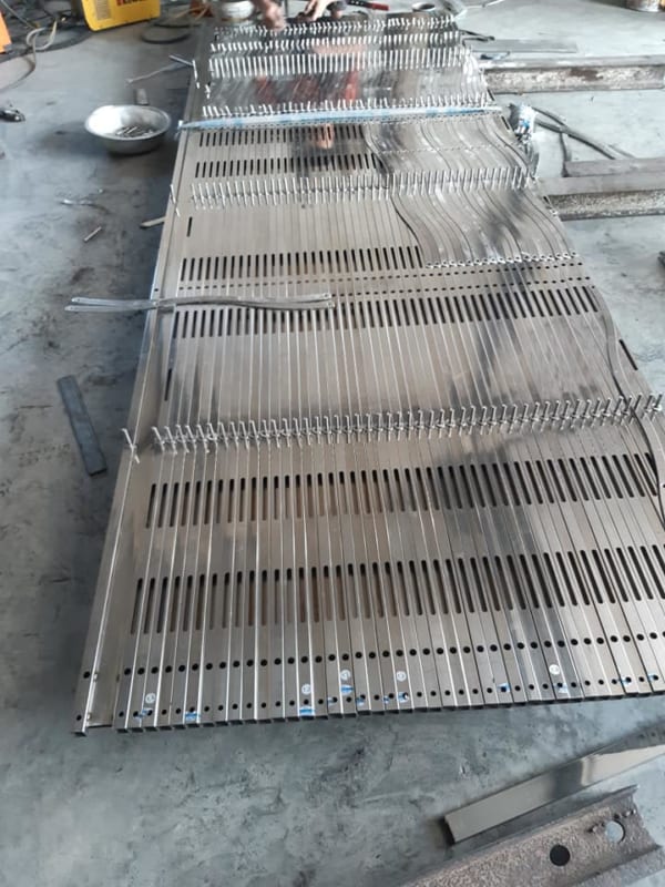 Thi công cửa xếp inox ở hưng yên 